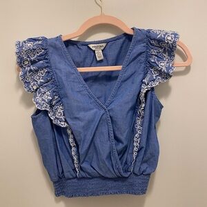Arizona Jean Co. Blue crop top with Embroidered White Ruffle Sleeves